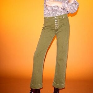 Alexa Chung Stylish Olive Ankle Jeans